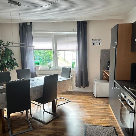 Ferienhaus Naehe Bad-Gandersheim Mit 5 Schlafzimmer Winzenburg Luaran gambar