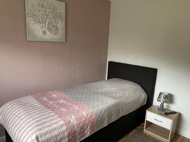 Ferienhaus Naehe Bad-Gandersheim Mit 5 Schlafzimmer Winzenburg Luaran gambar