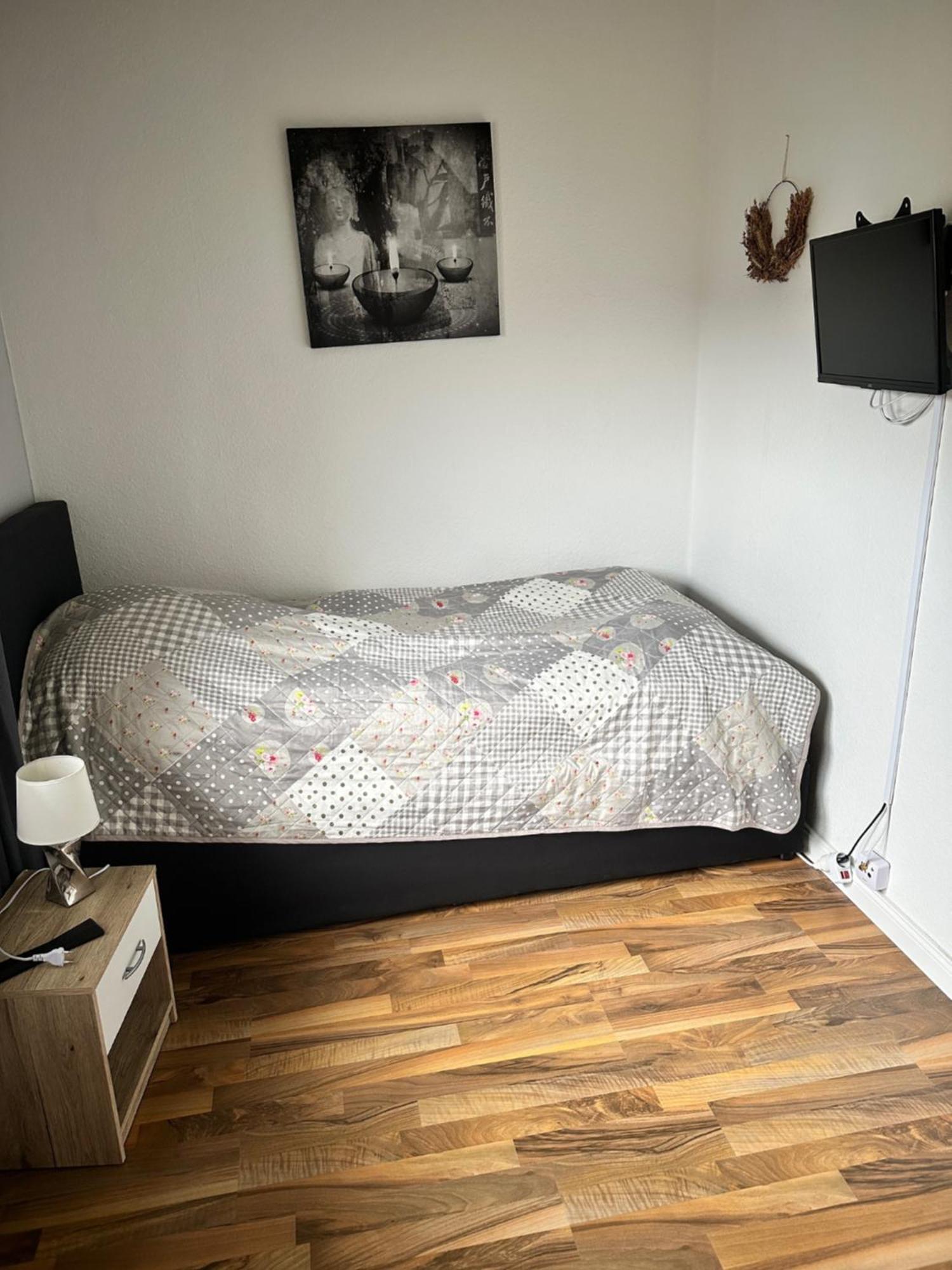 Ferienhaus Naehe Bad-Gandersheim Mit 5 Schlafzimmer Winzenburg Luaran gambar